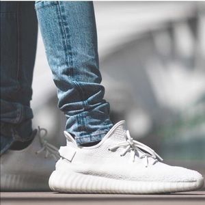 Yeezy triple white